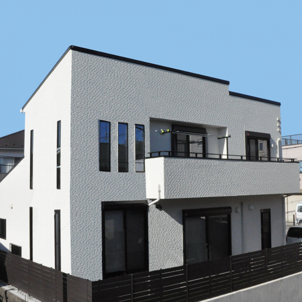 モノトーンを基調としたシンプルモダンな住宅